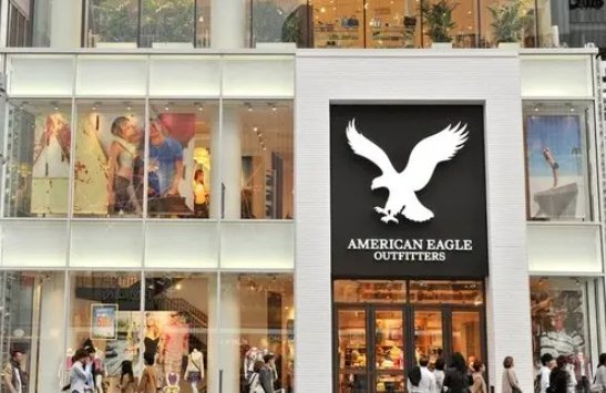 美国鹰牌服饰第一季度销售不佳 撤销全年业绩指引