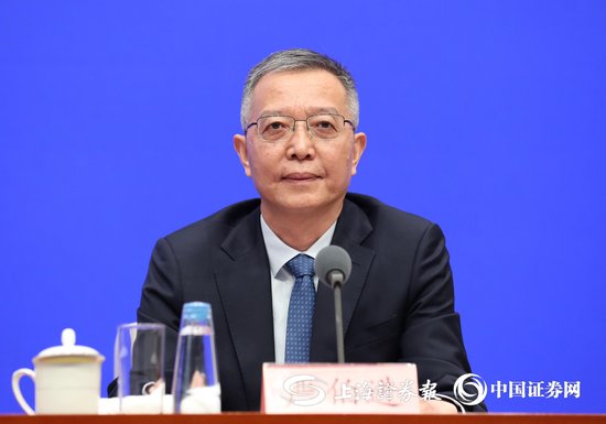 中国证监会首席风险官、发行监管司司长严伯进:支持科技企业用好境内外“两个市场、两种资源”