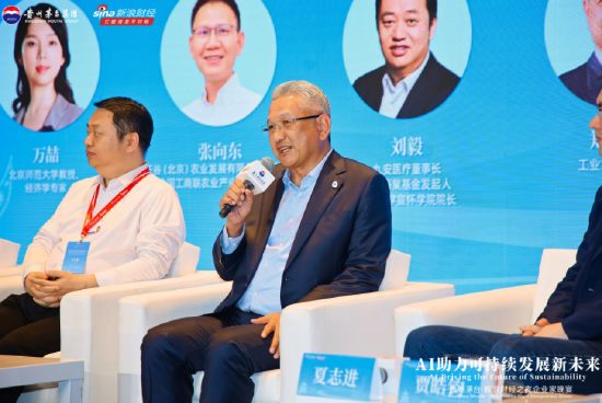 工业富联董事长郑弘孟：希望用AI制造所有东西，“努力再活10年，你会长生不老”