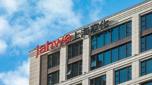 逆风翻盘仅用一年，六神“打样”，上海家化要批量复制10个“亿元单品”
