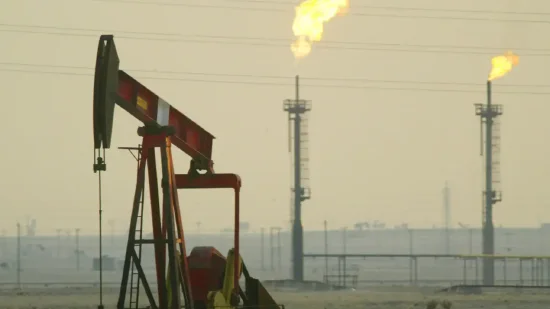 周二油价下跌，因OPEC+增产计划加剧供应过剩预期