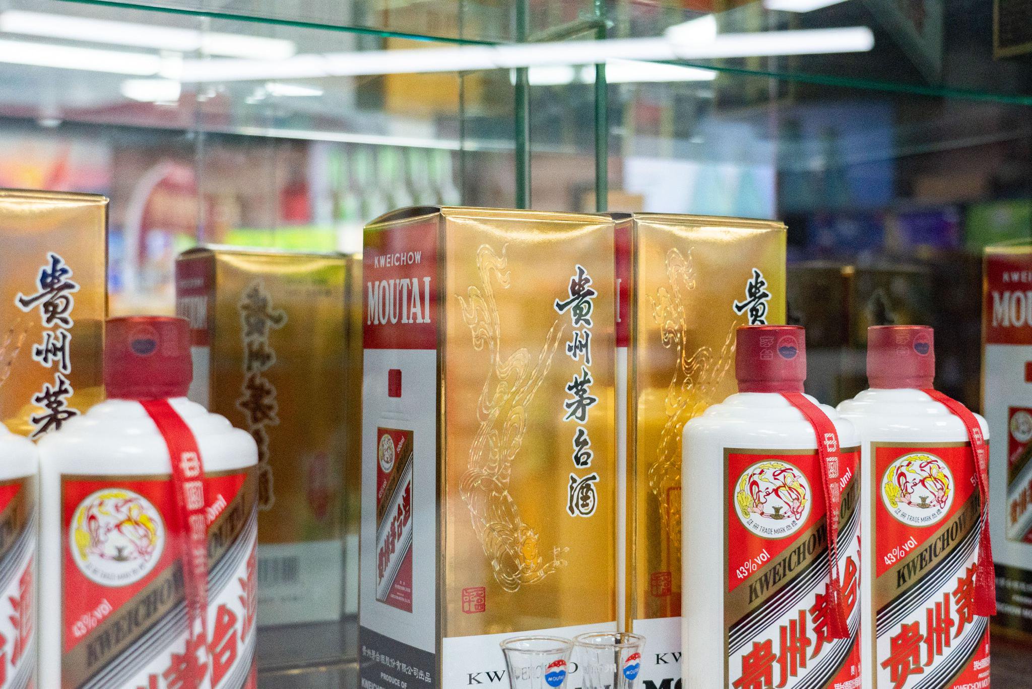 段永平再次出手买入贵州茅台，茅台估值到底了吗？