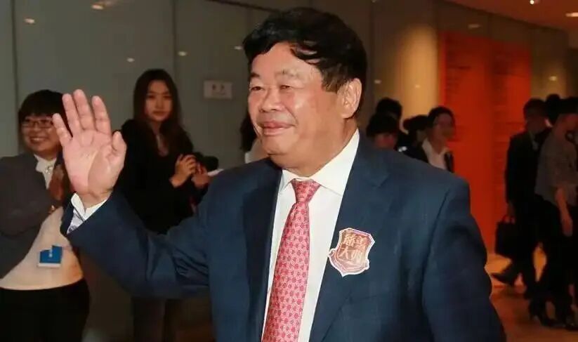 曹德旺回应退休，从全球巨头到百亿大学，他心若菩提