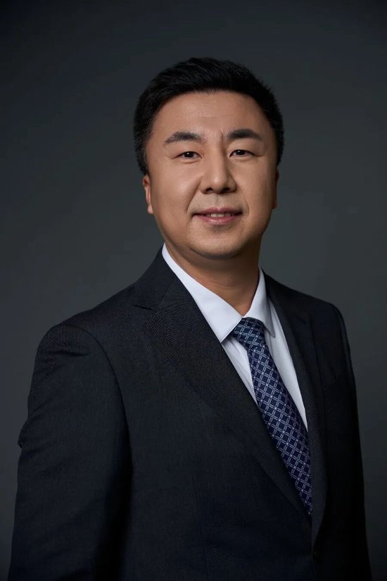 清华工程师创出储能牛股,股价9个月狂飙15倍