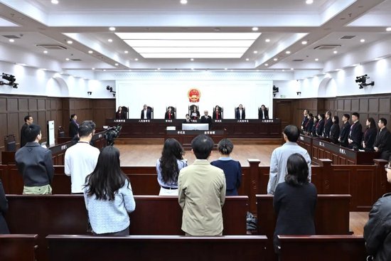 上海金融法院宣判全国首例应用专业损失核定模型债券虚假陈述纠纷案