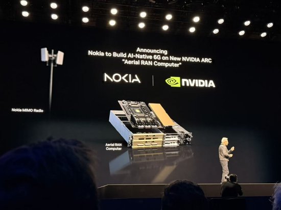 黄仁勋揭晓NVIDIA Arc Aerial RAN Computer，支持 6G 的电信计算平台
