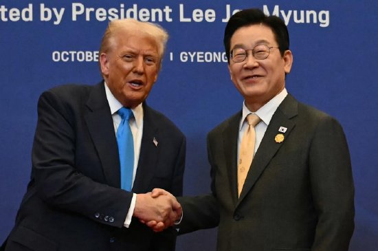 美韩敲定3500亿美元贸易与防务协议，涉核动力潜艇技术合作