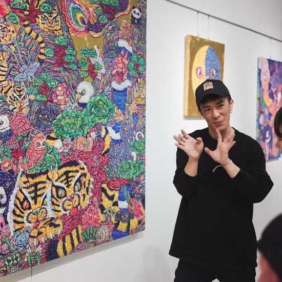 朋友圈正成为“艺术第一现场”，上海青年美展公众投票人次破18万的背后……