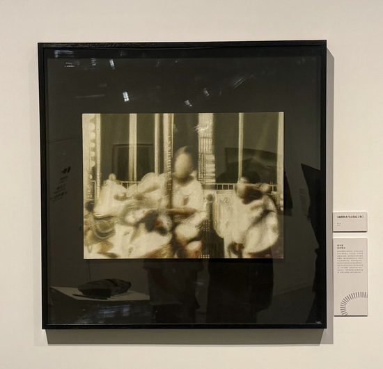 朋友圈正成为“艺术第一现场”,上海青年美展公众投票人次破18万的背后……