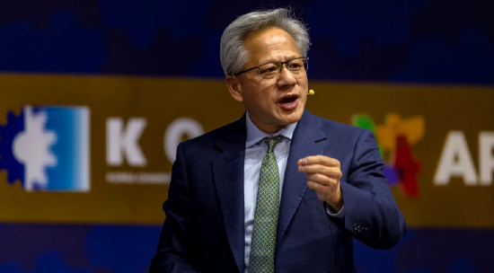 11月4日外盘头条:美制造业活动连续第八个月萎缩 OpenAI与亚马逊达成380亿美元算力协议 特斯拉欧洲销量暴跌